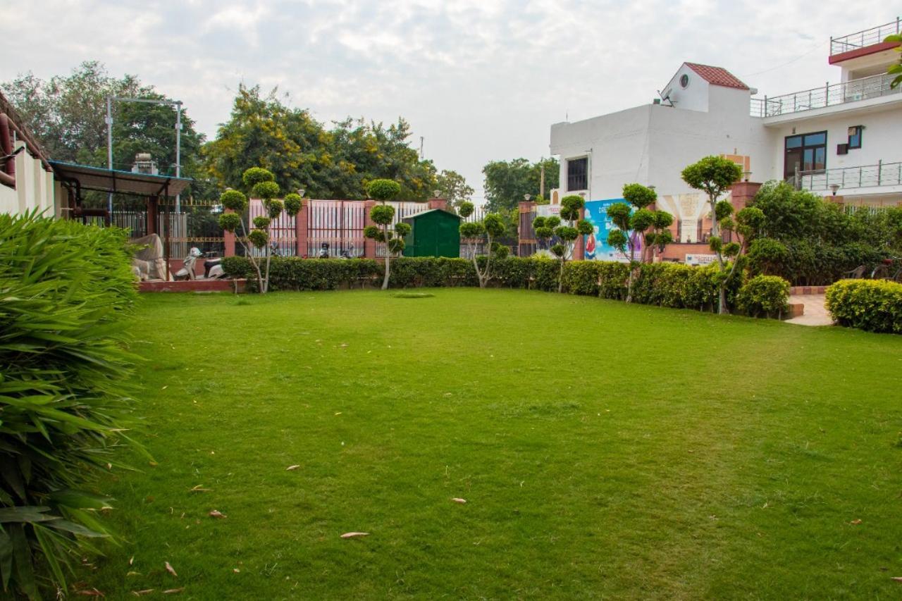 Hotel Sourav Park Inn Agra آغْرا المظهر الخارجي الصورة